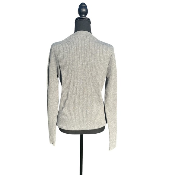 Women's Gray V-Neck Sweater by Merona size XL - Picture 4 of 5